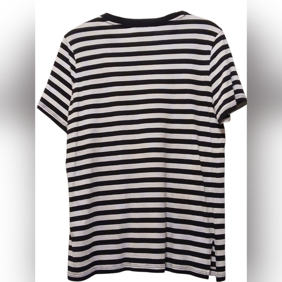 Michael Kors - Black & White Stripped Blouse, 3 Working Buttons On Left... - Picture 7 of 10
